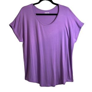 Lands End purple tee scoop neck hem short sleeve L